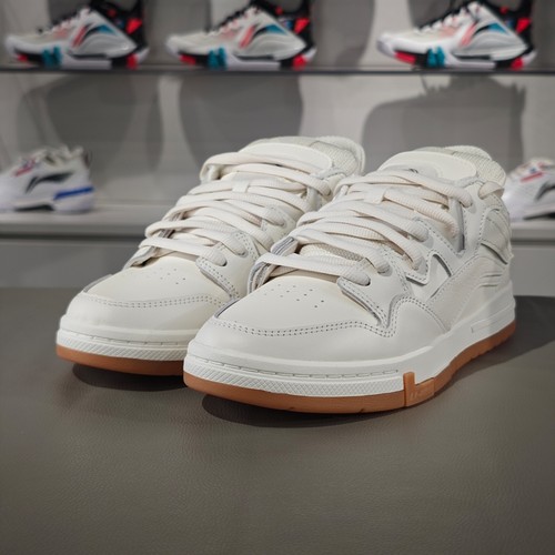 李宁正品惟吾PRO 男子经典百搭低帮缓震回弹滑板文化鞋AECU117-1