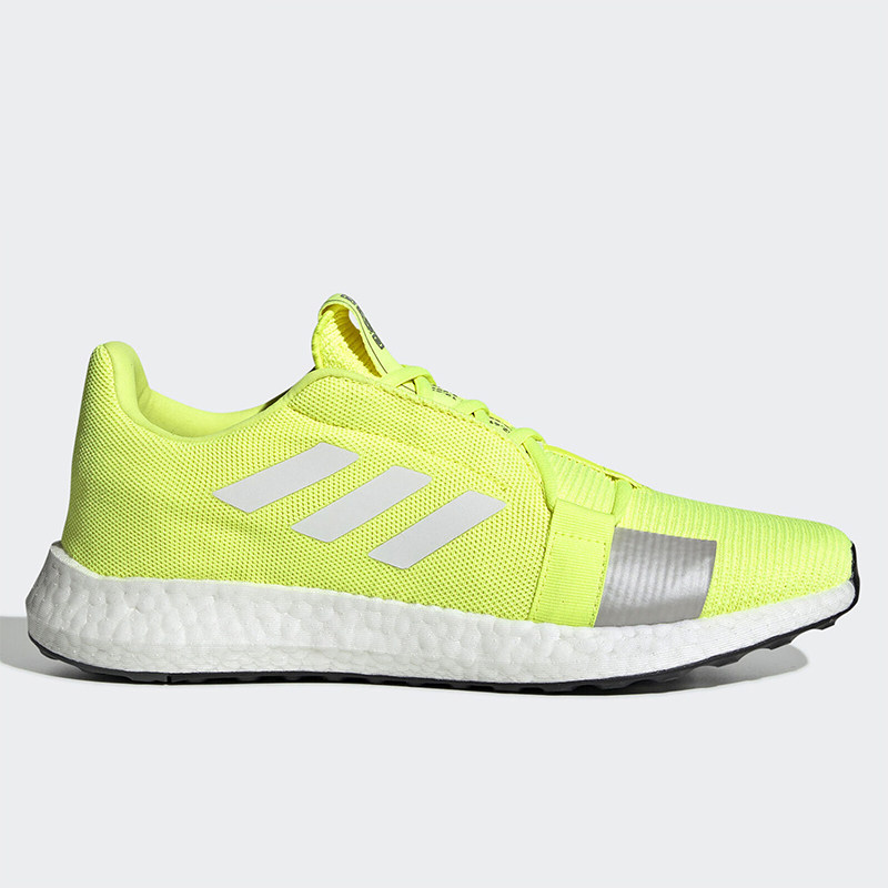 Adidas/阿迪达斯正品Senseboost男运动减震透气轻便跑步鞋EF1580
