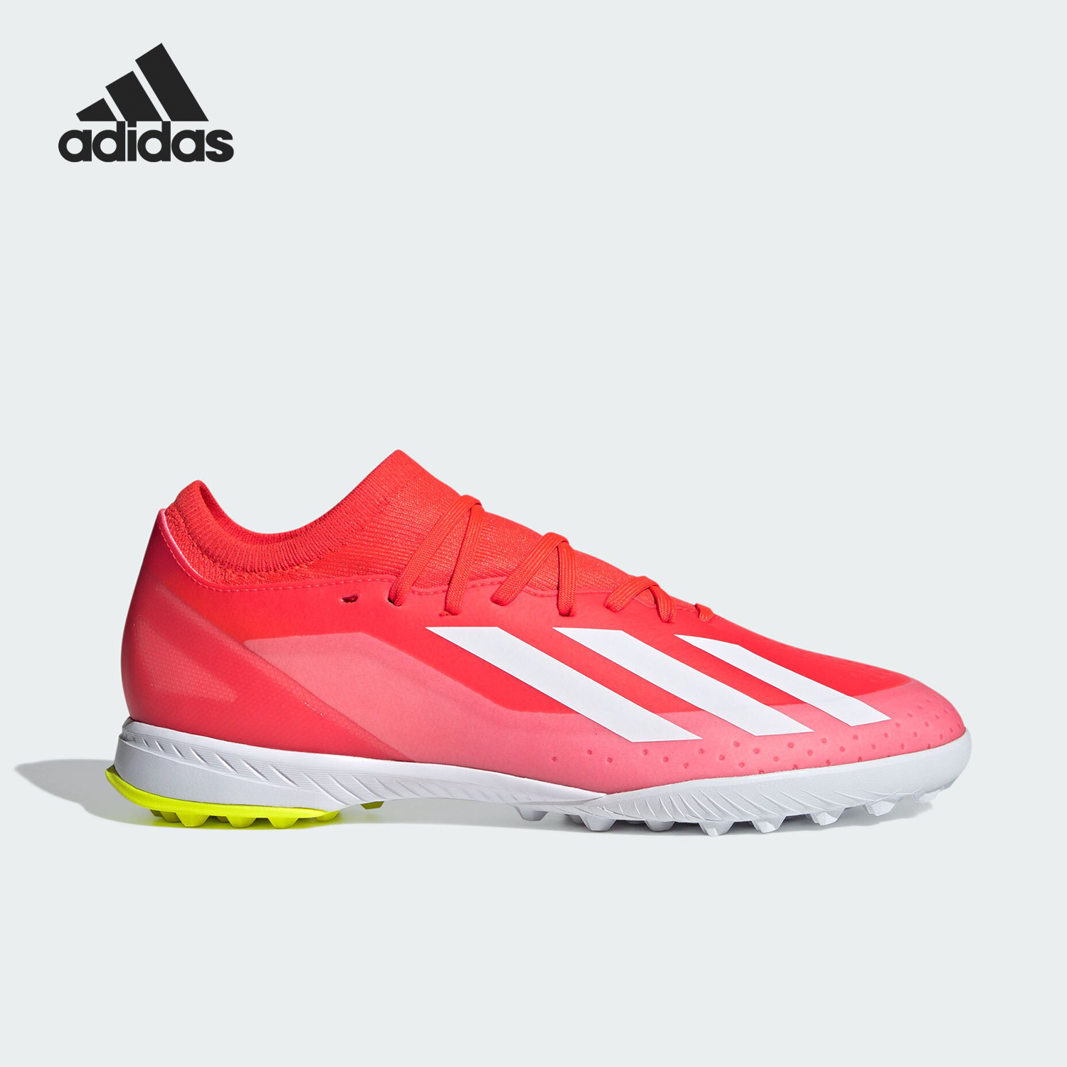 阿迪达斯TF男女足球鞋