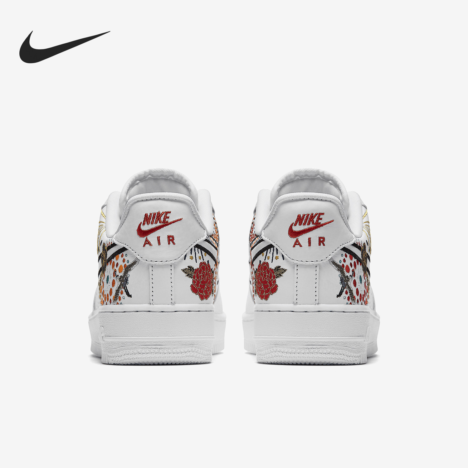 Nike/耐克正品Air Force 1 07 LNY女款低帮板鞋AJ8298-100