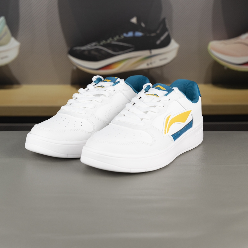 李宁正品年秋季男子耐磨舒适透气低帮潮流休闲板鞋AGCT637-1