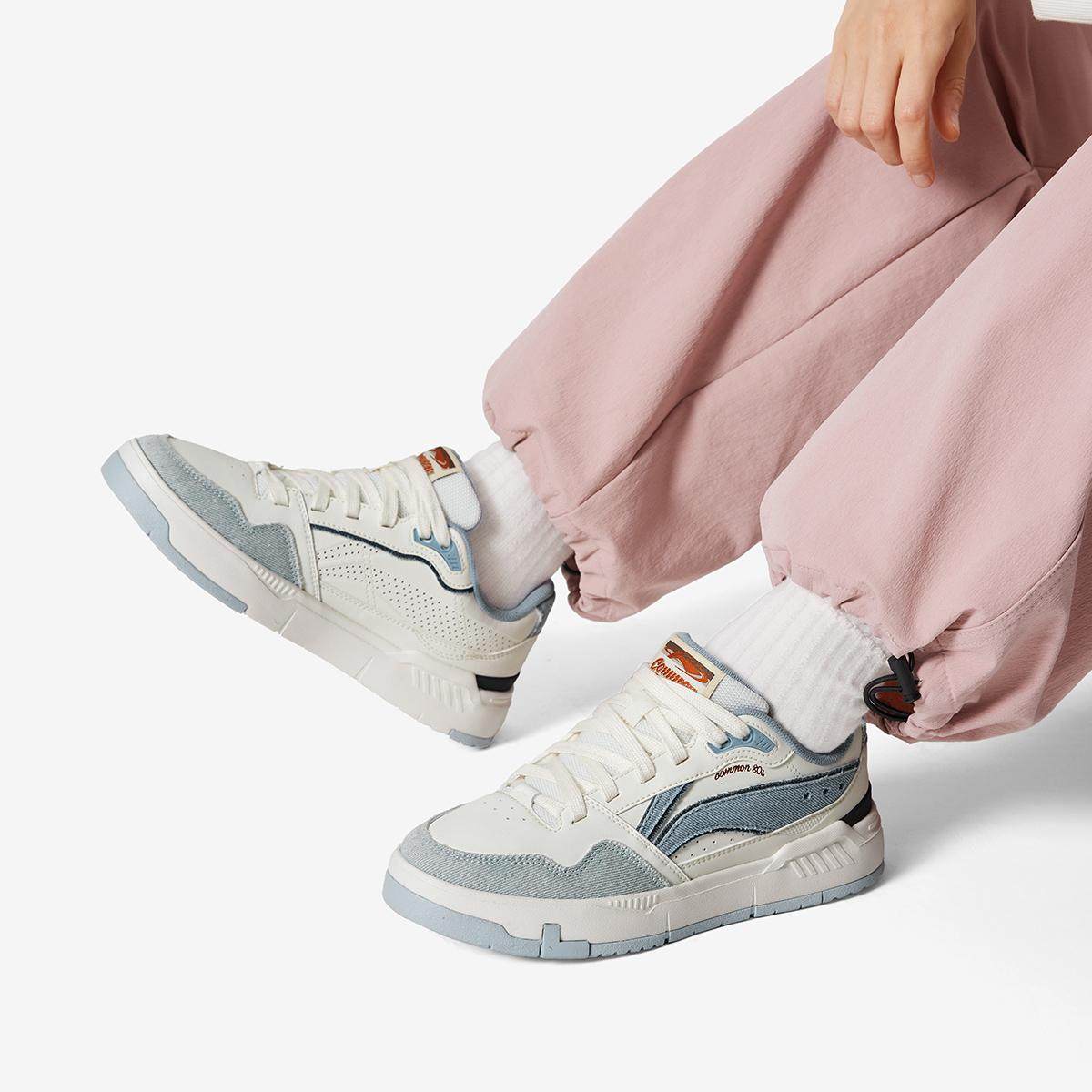 李宁正品COMMON 80s女子舒适软弹经典百搭轻便防滑休闲鞋AGCV024