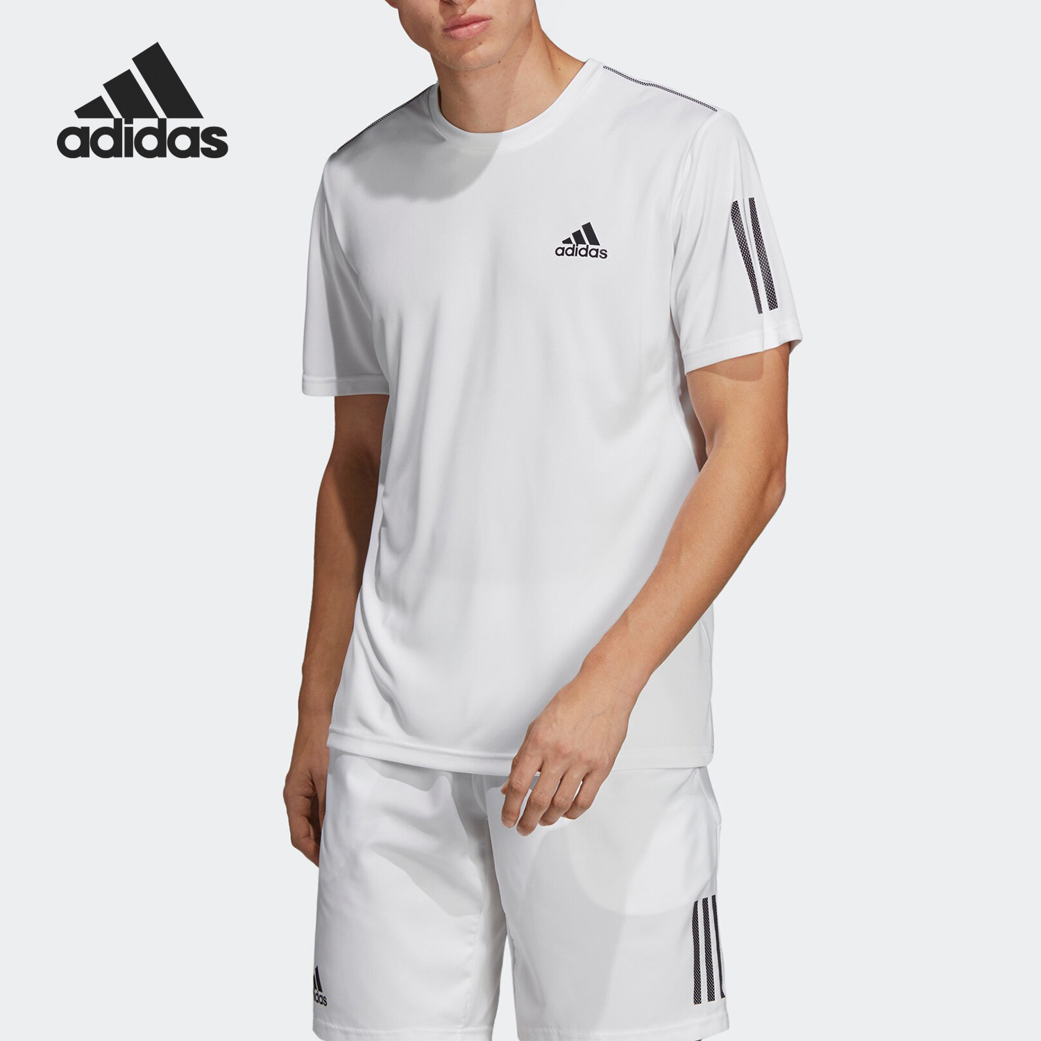 阿迪达斯男子运动短袖恤