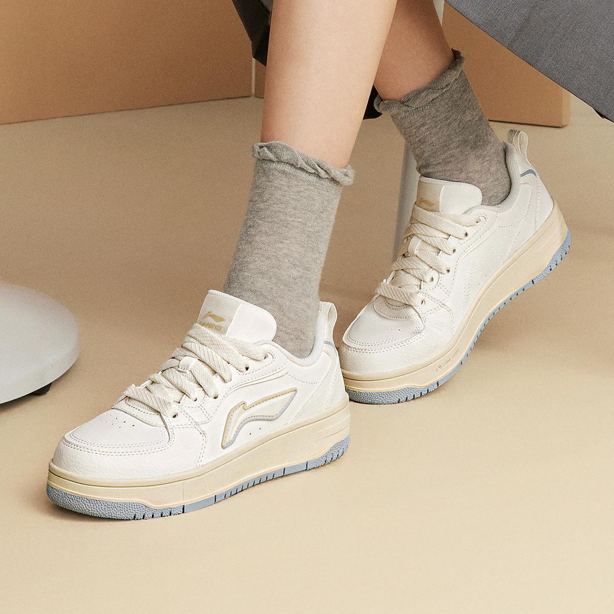 李宁正品天迹SOFT女子柔软舒适时尚百搭耐磨经典休闲鞋AGCV342