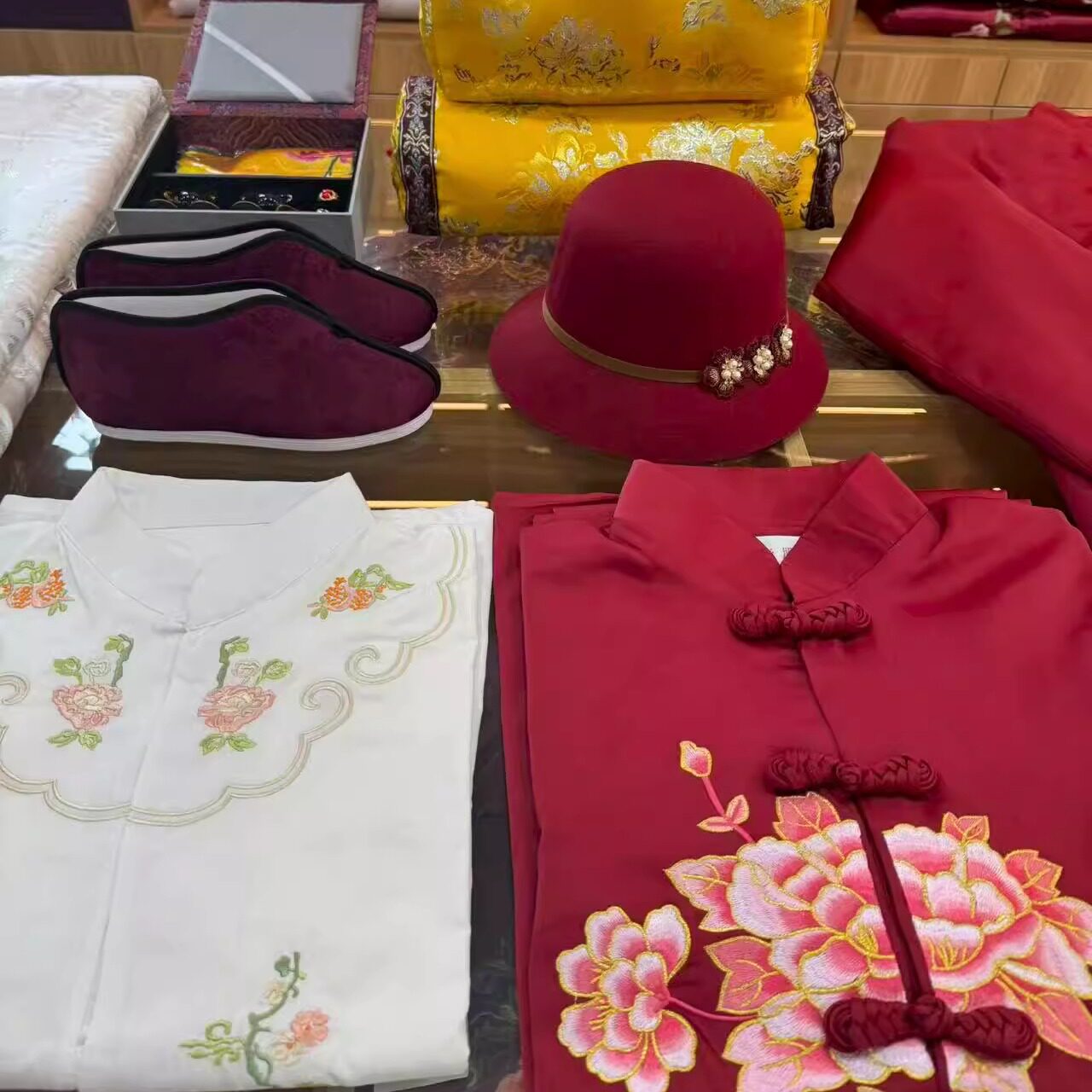 闰年添福寿服女全套老人寿终冲喜高档真丝苏绣年轻寿服七件全套