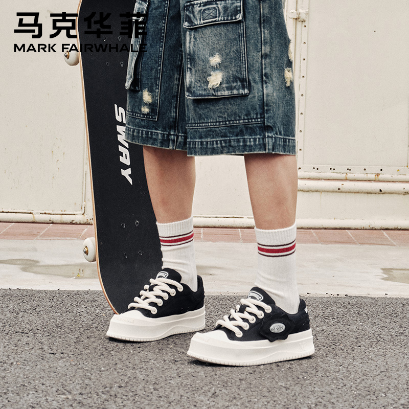 马克华菲情侣同款小白鞋2025冬季新款时尚百搭厚底耐磨防滑板鞋男