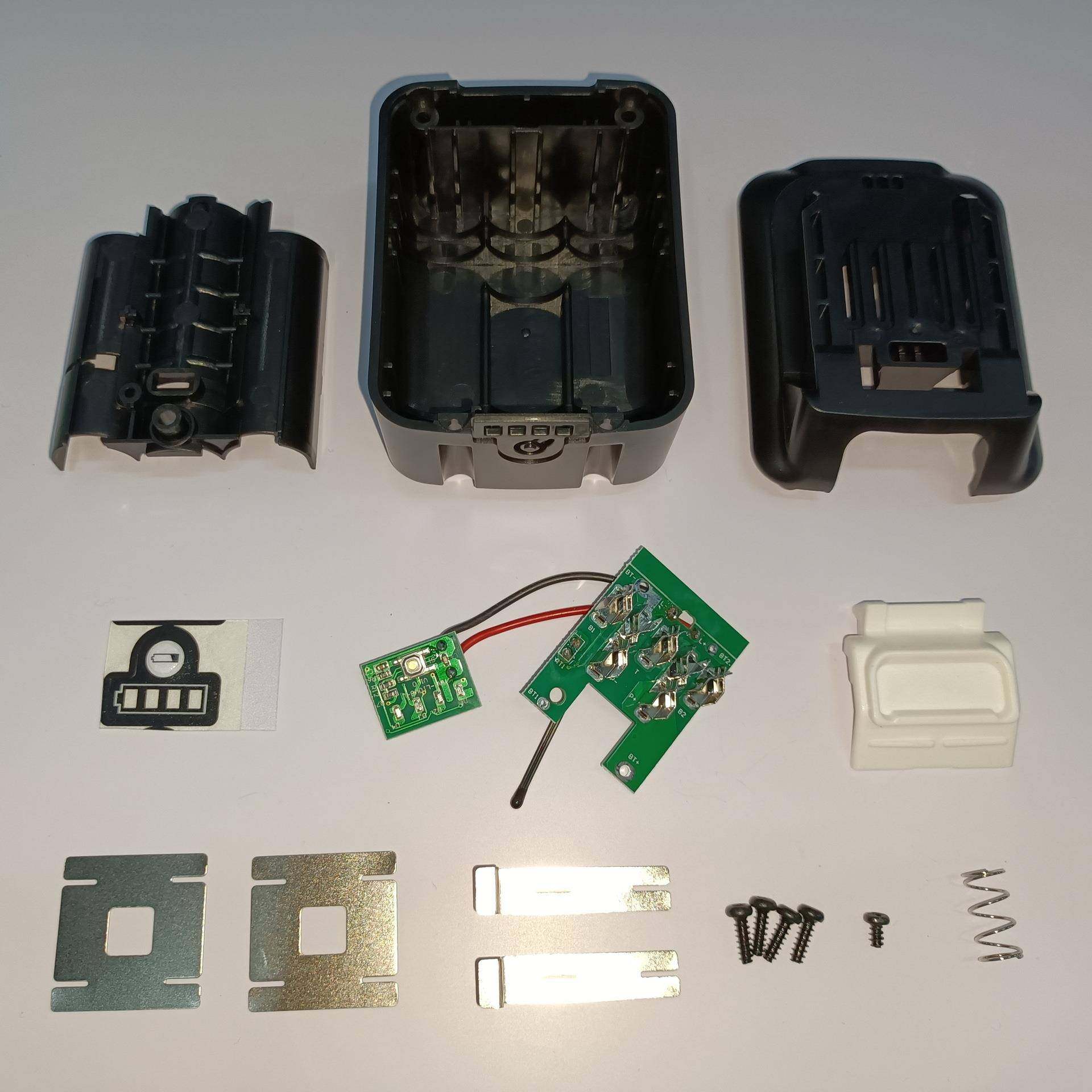 替代Mak牧田12V工具电池套料6芯 BL1041B 18650 平推款 带灯 原款