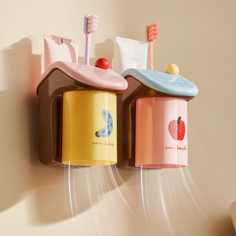 牙刷置物架壁挂式免打孔儿童牙杯牙膏收纳卫生间镜柜下磁吸漱口杯