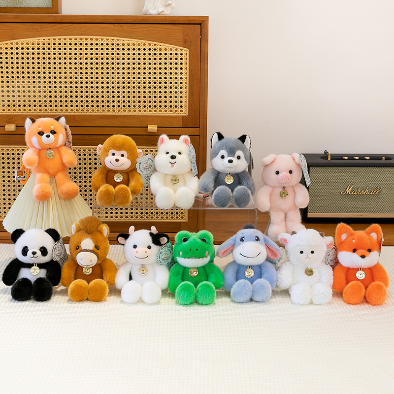 送女友玩偶小挂件熊牛羊兔猪猴鸡象毛绒玩具包包挂饰生日礼物logo