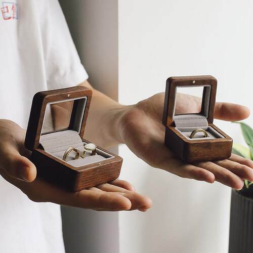 实木戒指盒黑胡桃木结婚对戒盒收纳戒指婚礼交换求婚仪式钻戒盒