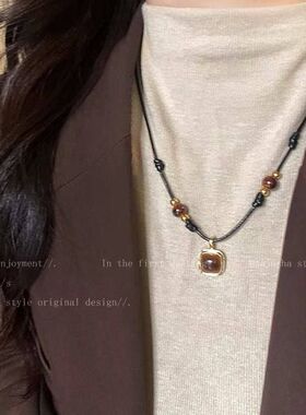 虎眼石吊坠长款项链女秋冬中古