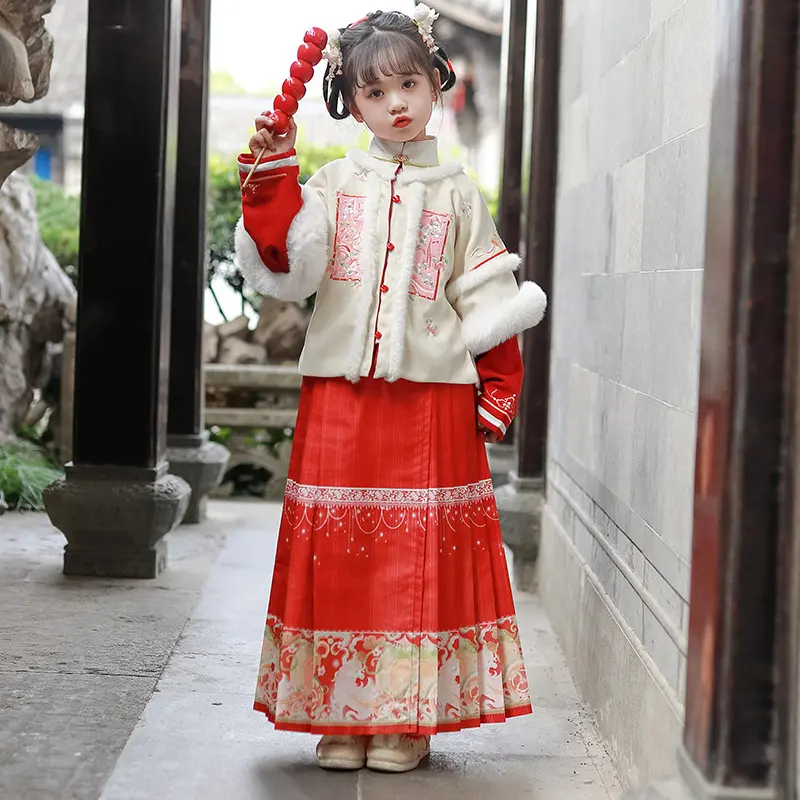 女童拜年服新款儿童汉服马面裙
