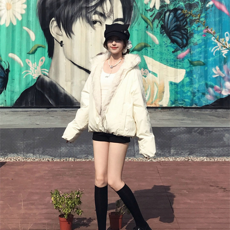白色毛领花苞羽绒服短款棉服外套