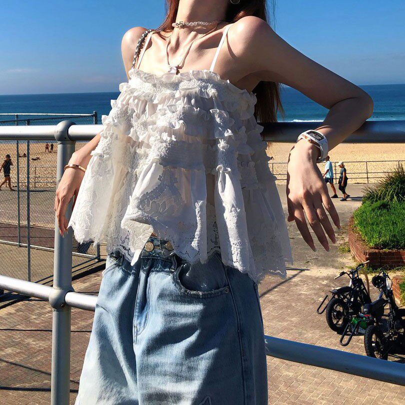 夏季新款白色蕾丝吊带背心女 层层蛋糕设计显瘦短款上衣 2026新款
