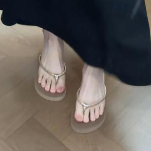 水钻人字拖女外穿夏季 法式 时尚 厚底坡跟夹脚凉拖鞋 配裙子 沙滩鞋