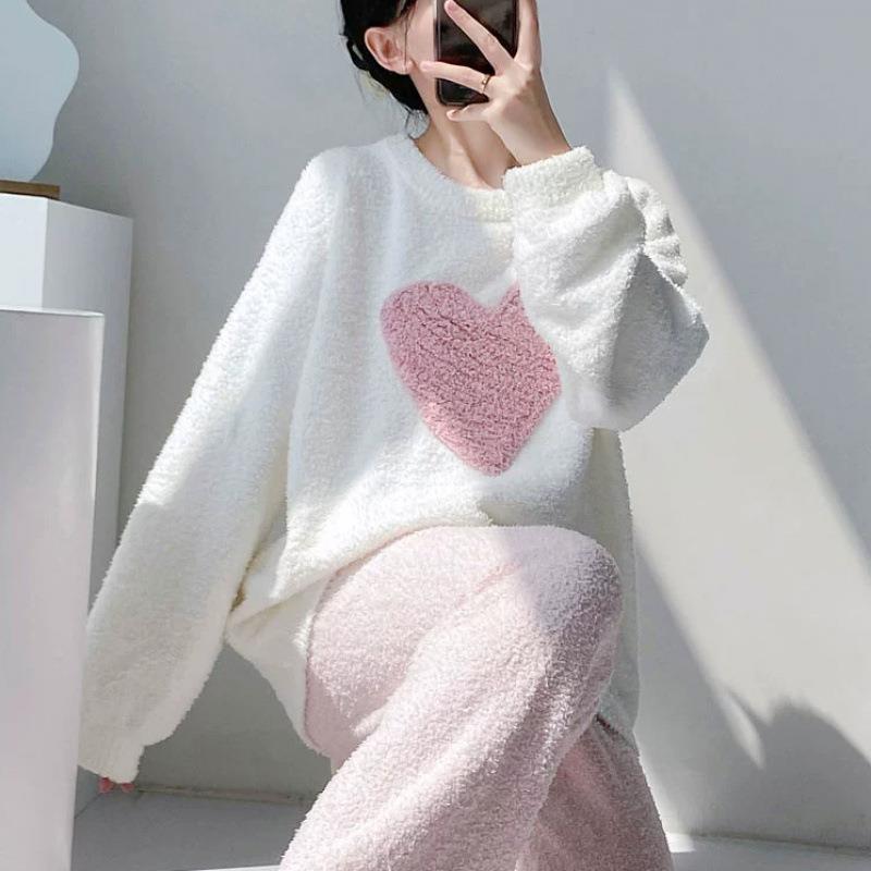 特大码300斤珊瑚绒睡衣女冬季加厚加绒爱心高级感家居服冬天套装