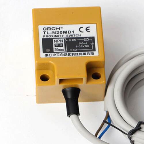 沪工方形接近开关TL-N20ME1 F1 D1 NPN 常开 E2 D2 F2 常闭传感器