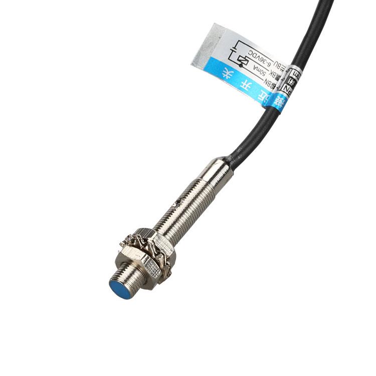 沪工LJ5A3-1-Z/EX直流12V NPN二线常开M5接近开关电感式传感器24V