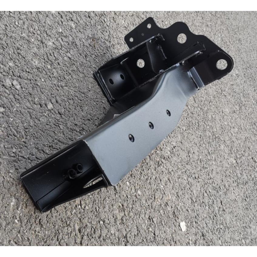 适用于货车欧曼汽车原厂配件EST保险杠连接支架GTL脚踏板后支架