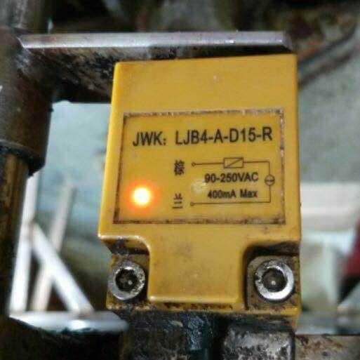 杭法传感器接近开关带灯防水型LJB4-A-D15-R厂家直销220v常开