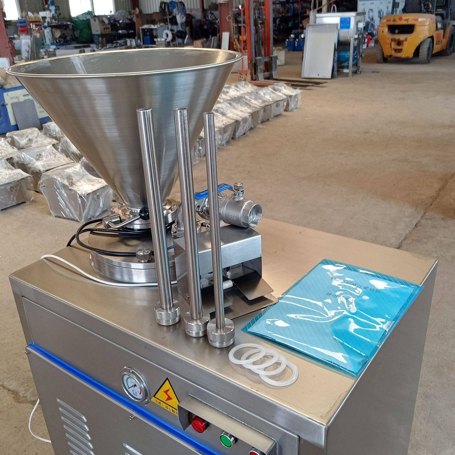 全自动香肠灌肠机不锈钢红肠液压灌肠机香肠成套设备灌肠机