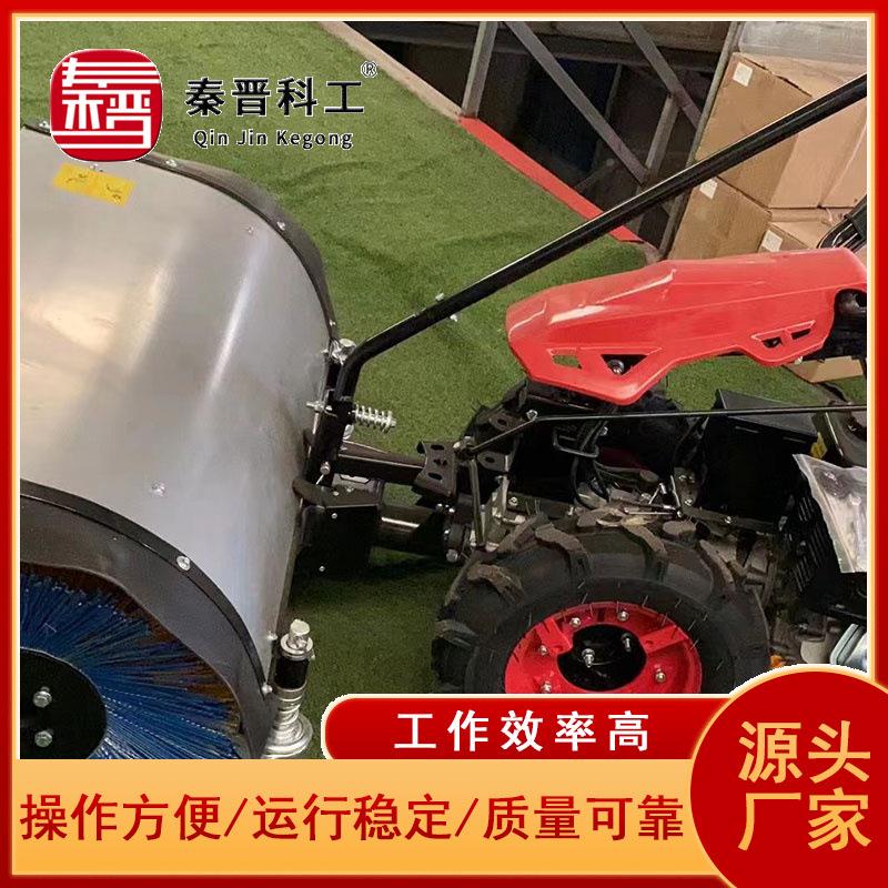 人造梳草坪梳草齐全机林 大毛刷园刷草机草 学校足球草坪整理清扫