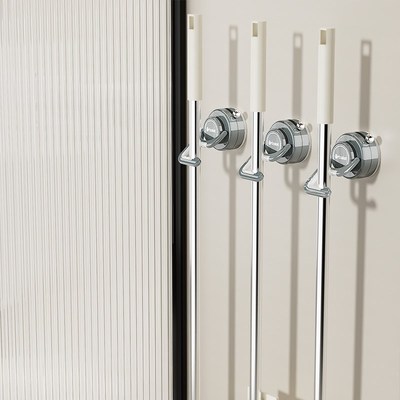 吸盘拖把壁挂夹免打孔卫生间门后扫把固定架挂壁式拖布夹拖把挂钩