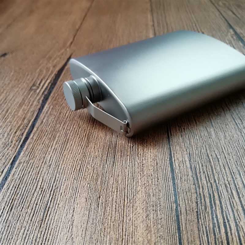 户外纯钛酒壶 钛合金酒壶 钛小酒壶随身S 迷你金属扁酒壶