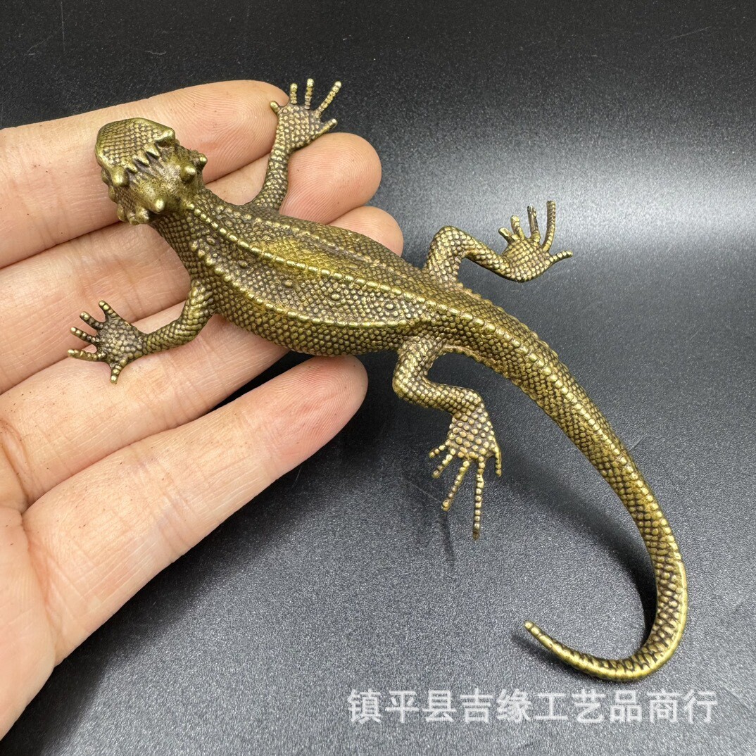 复古黄铜蜥蜴工艺品桌面摆件角蜥动物铜雕茶宠摆饰文玩铜手把件