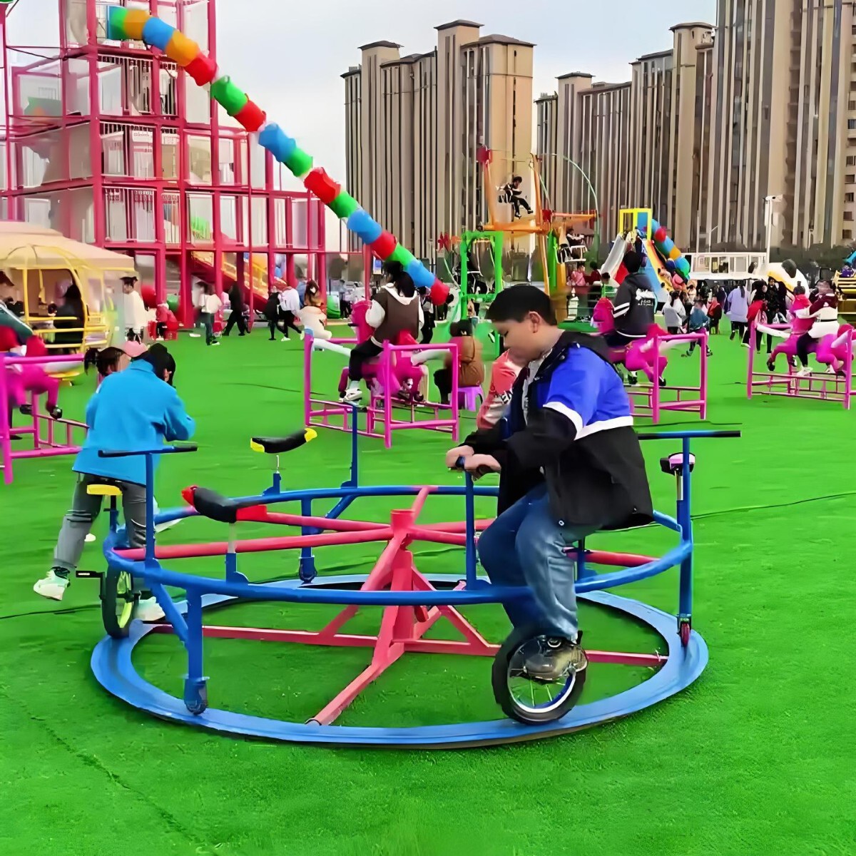 幼儿园多旋转儿童轮车户车六八转转车