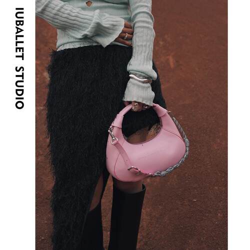 IL啤酒肚2025春季新品款腋下包高级感单肩斜挎链条包