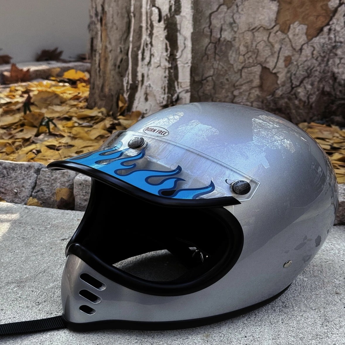 500TX moto3 chief复古头盔帽檐火焰棋盘格三扣式3/4半盔全盔遮阳