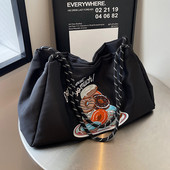 休闲大容量旅行包小众国潮风通勤单肩斜挎差轻便行李袋健身包