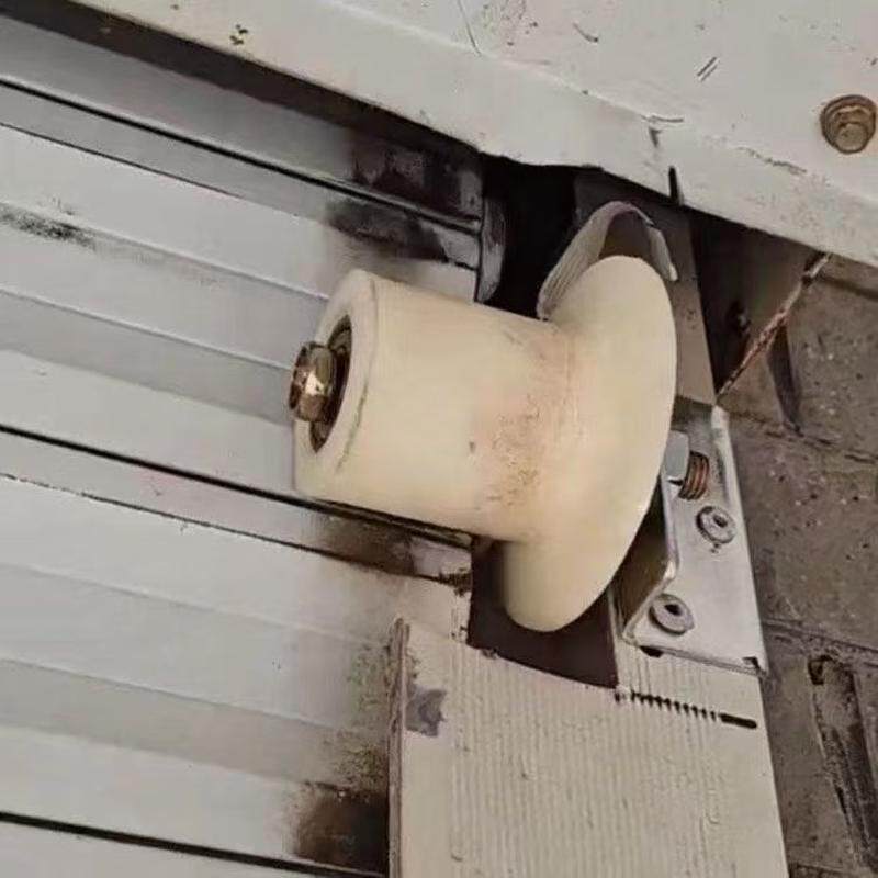 卷帘门导槽轮轴承轮子车库门轨道轮滚轮电动门滑轮卷闸门配件轮子