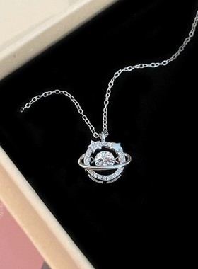 999纯银莫比乌斯跳动的心项链女款轻奢小众星球锁骨链圣诞节礼物