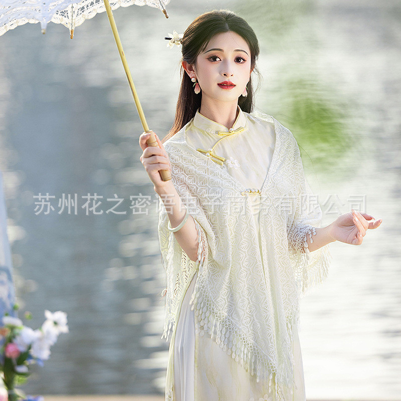 旗袍披肩杏色三角巾夏季新款民族风流苏薄款女复古文艺风超仙外搭