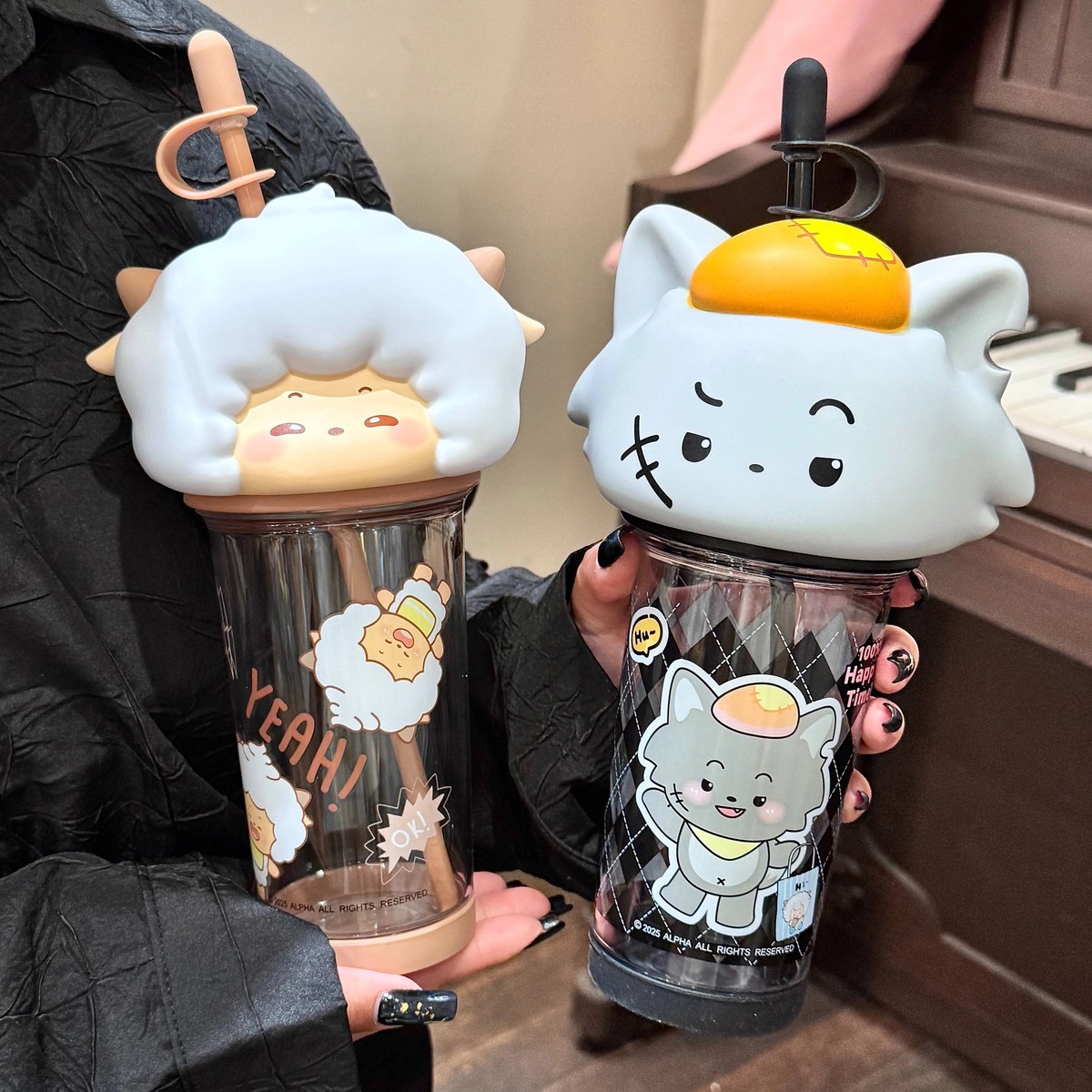 喜羊羊与灰太狼联名水杯女生新款2025高颜值懒羊羊吸管杯子礼物品