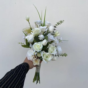 高级仿真花婚礼手捧花法式清新摄影新娘情侣领证郁金香喷泉草捧花