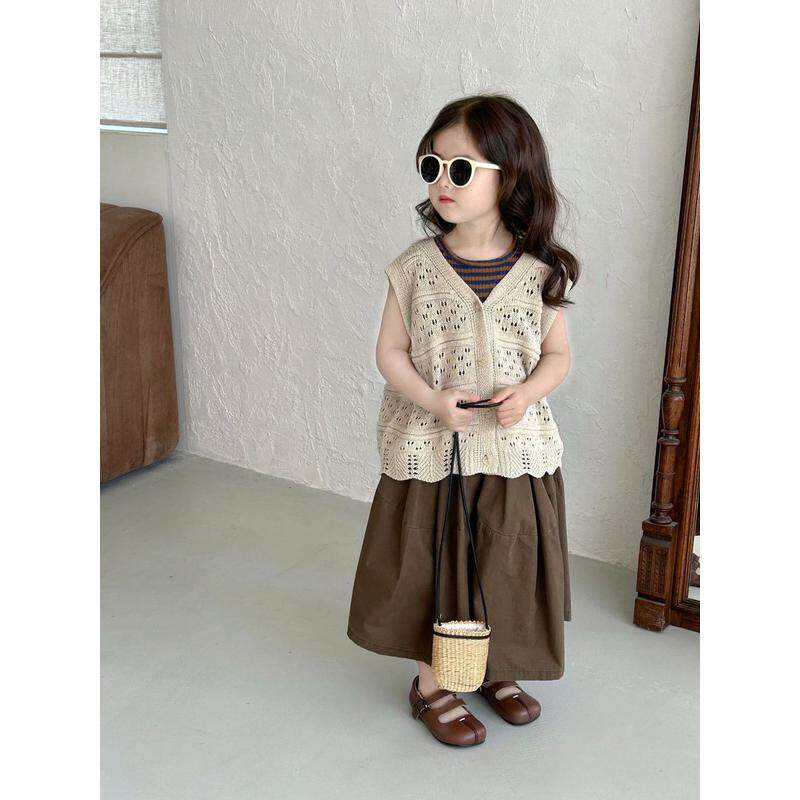 2024春季新款韩版童装女童镂空毛线马甲森系针织开衫背心坎肩马夹