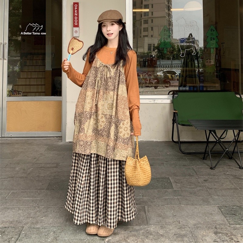 大码女装胖mm韩系复古碎花吊带连衣裙女叠穿棕色T恤格纹裤裙套装