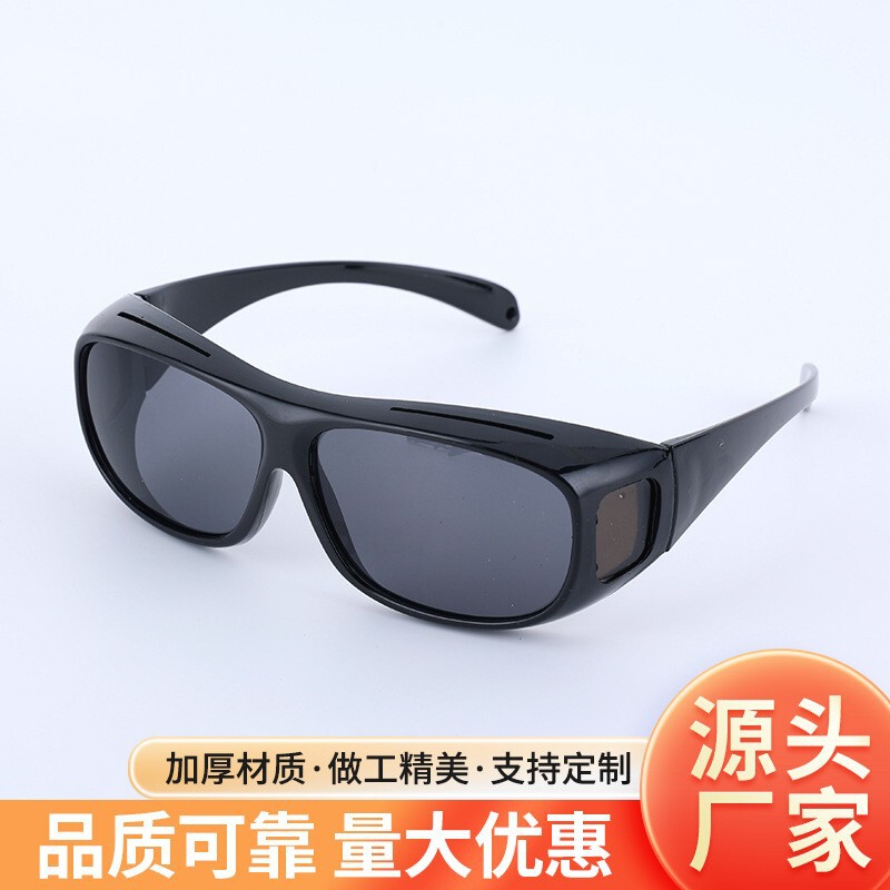 夜视镜男士户外骑行眼镜饰品近视套镜树脂防风沙护目开车专用批发