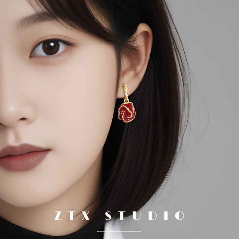 秋冬酒红色耳夹无耳洞女新款小众法式花朵耳饰气质蚊香盘耳坠耳环,饰品/流行首饰/时尚饰品新,耳夹,淘宝优惠券,粉丝福利购,淘宝优惠卷
