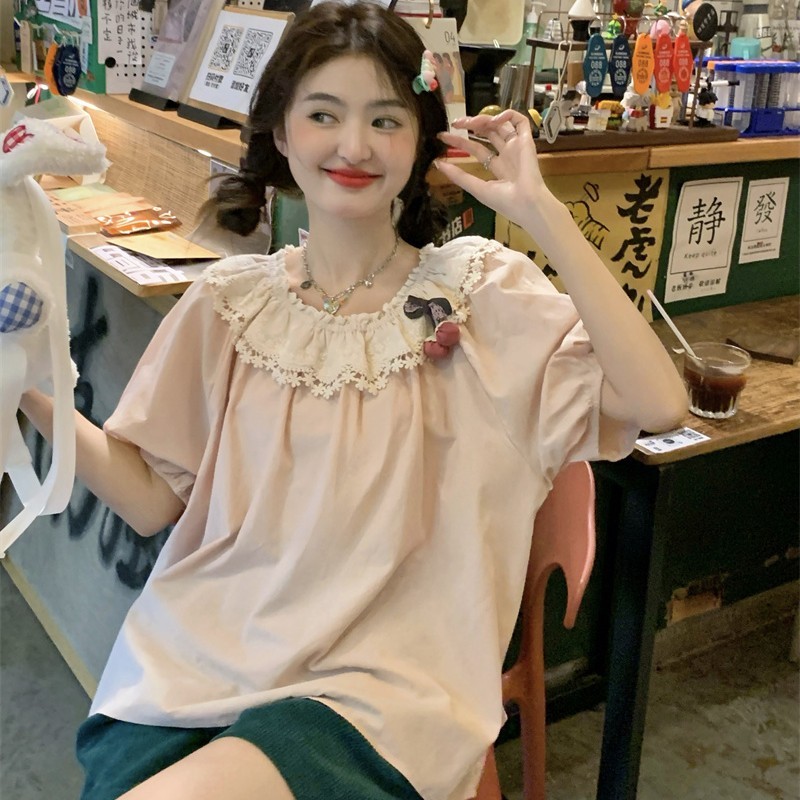 大码女装胖mm韩系甜美立体樱桃花边拼接娃娃领短袖衬衫女宽松上衣