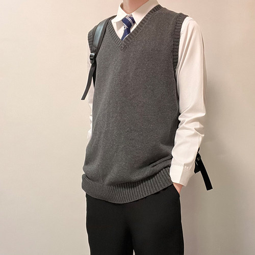 dk制服男学生深灰色jk毛衣马甲
