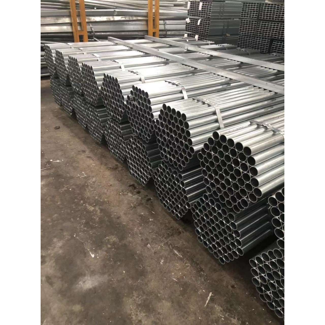 各类镀锌钢管 方管 三角镀锌板 圆管质量保证 规格种类齐全