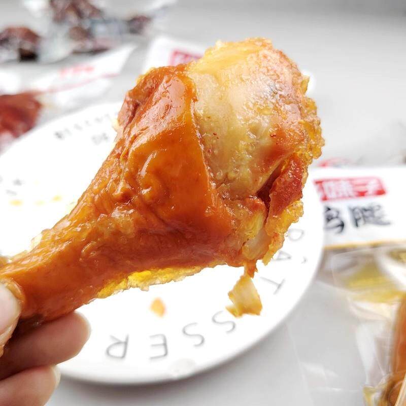 /乡妹子鸡腿大袋装盐焗鸡腿麻辣五香乡巴佬大鸡腿开袋即食休闲零