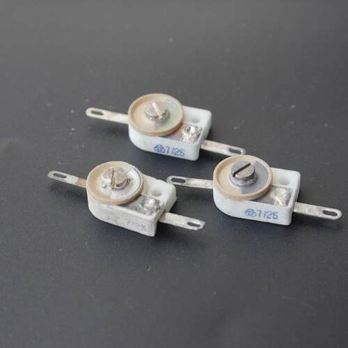 全新CCW3 7/25P 5/15P5/20P 6/20P2/7PF微调瓷介胆机收音机电容器