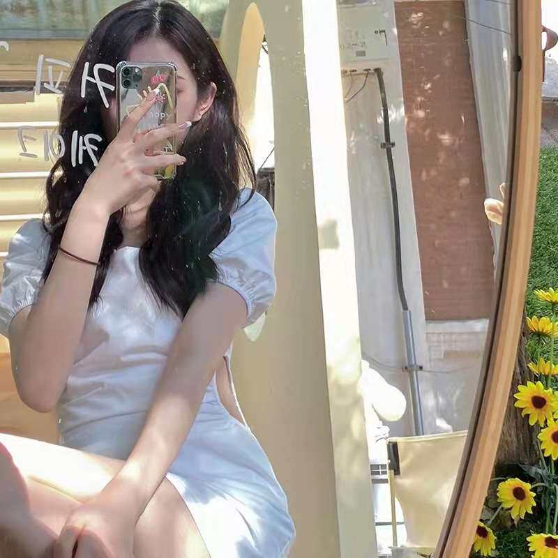 森系甜美风连衣裙法式泡泡袖收腰显瘦小心机裙子白色初恋短裙