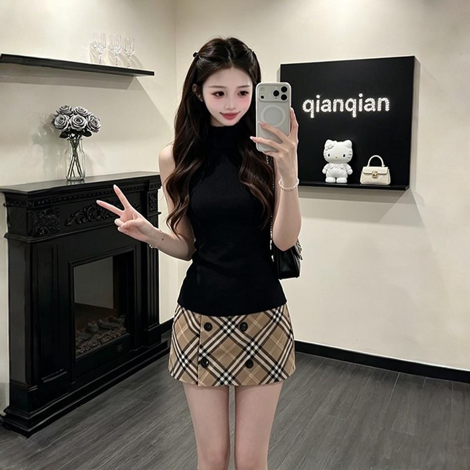 辣妹风韩系格纹半身裙女2026夏季新款高腰显瘦双排扣A字包臀短裙