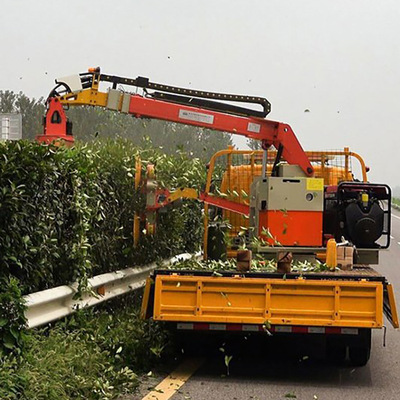 伸缩臂高速绿化修剪机 圆刀片公路边坡绿篱粗枝剪树机 可避障
